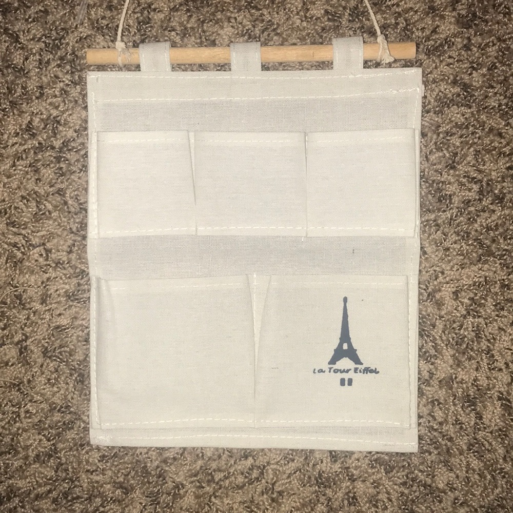 Over the door storage with 5 pockets